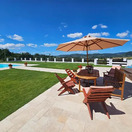 Villa Lindenberg Slovakia Krupina